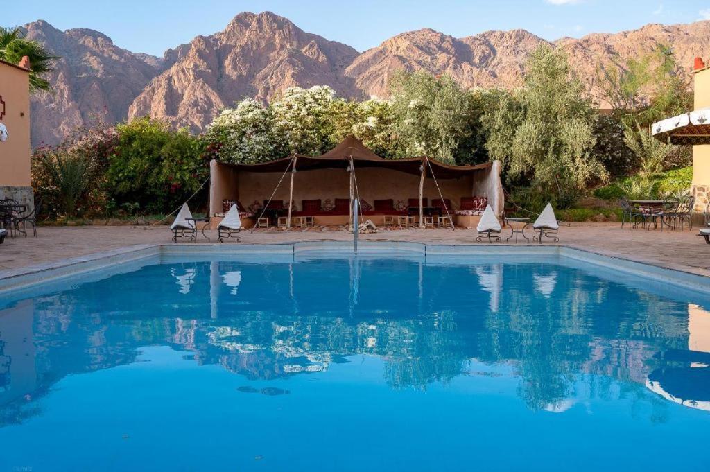 Hotel Click Excursions Tafraoute Taddart Esterno foto