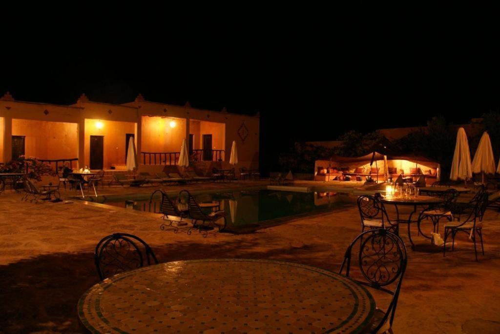 Hotel Click Excursions Tafraoute Taddart Esterno foto