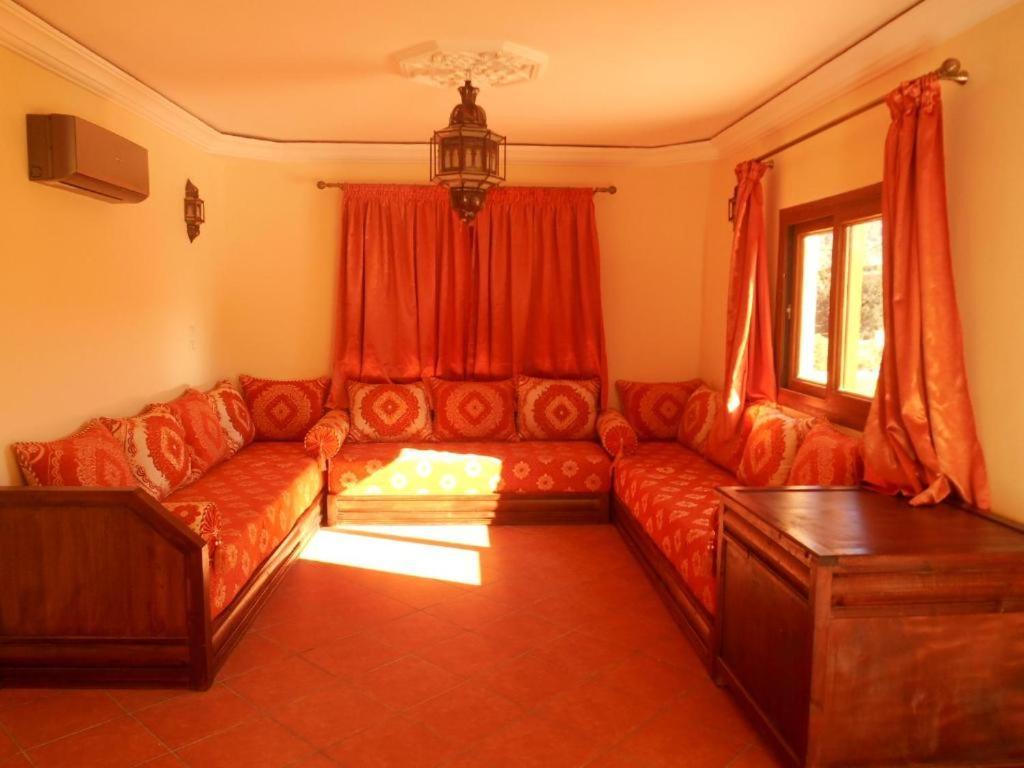Hotel Click Excursions Tafraoute Taddart Esterno foto