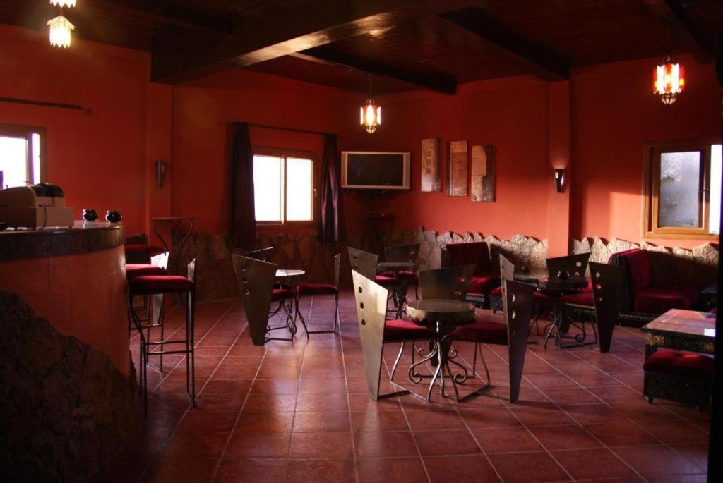 Hotel Click Excursions Tafraoute Taddart Esterno foto